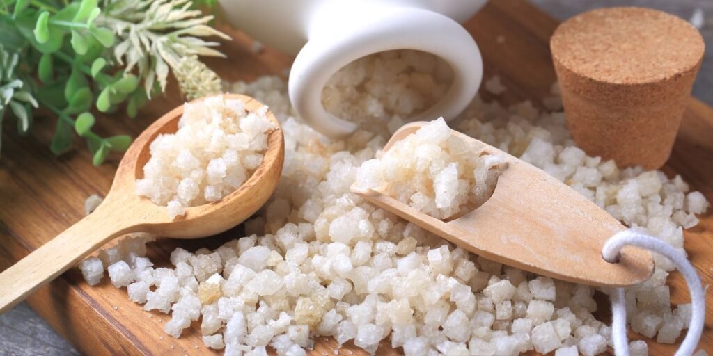 What Are the Benefits of Using Epsom Salt in Your Bath?